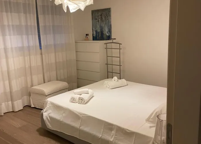 아파트 Casa Con Giardino Di Fronte Al Parco *