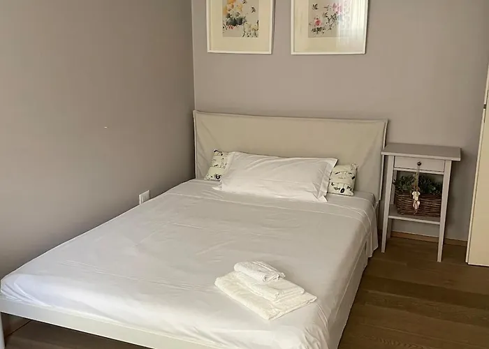 아파트 Casa Con Giardino Di Fronte Al Parco *